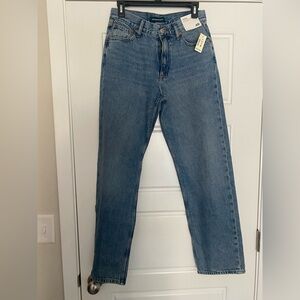Aero High Rise Baggy Women’s Blue Jeans NWT